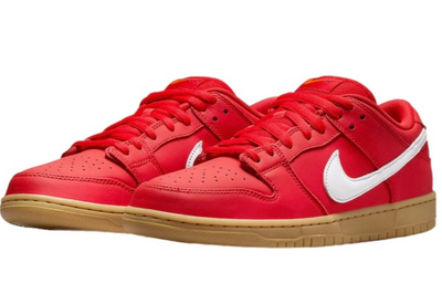 NIKE SB DUNK LOW “UNIVERSITY RED GUM”